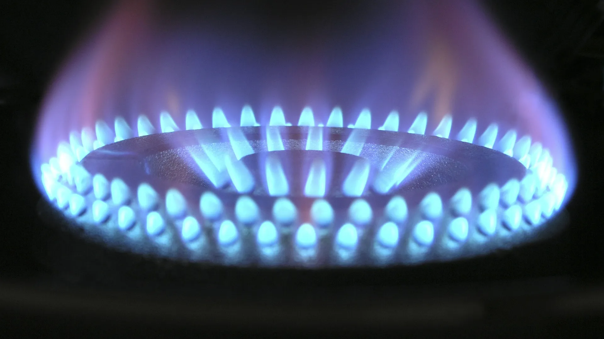Rubrik_Klima_und_Energie_Gasflamme__c._Pixabay_flame-580342_1920